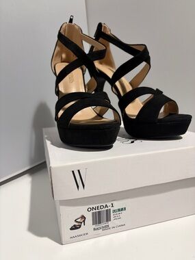 Dream Pairs Black Strappy Platform Heels